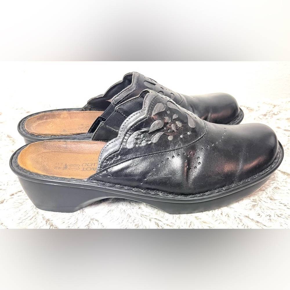 Naot Havana Black Leather Slide Mules Clogs Women’s Size 10